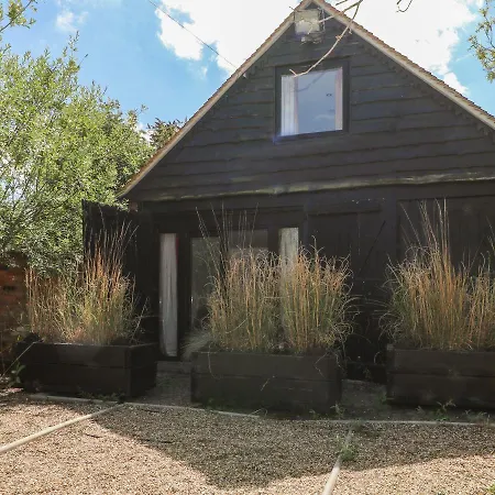 Broadford Barn - Barn Conversion In Picturesque Village Shalford  Exterior photo