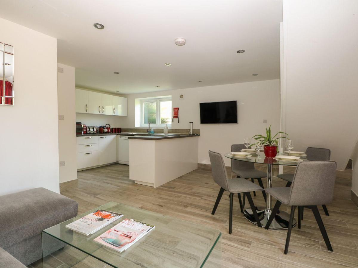 Holiday home Broadford Barn - Barn Conversion In Picturesque Village Shalford (Surrey)
